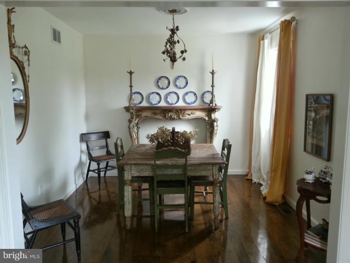 911 Blue School Road Perkasie, PA 18944 - Photo 9 of 25 Dining Room