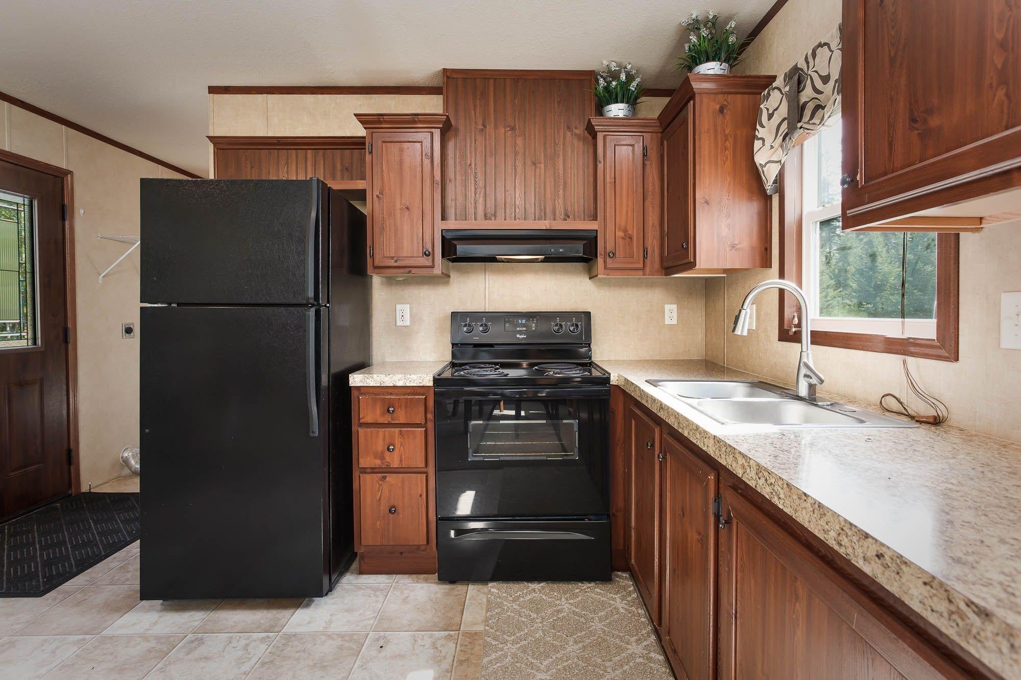 5191 Evergreen Court Rhinelander, WI 54501 - Photo 8 of 46 Gallery Image 8