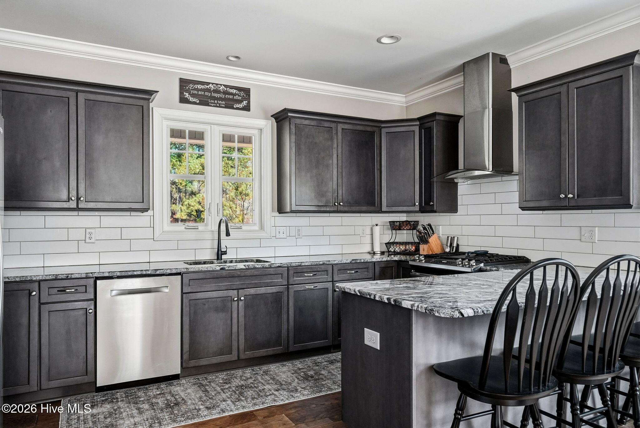 121 Longleaf Drive West End, NC 27376 - Photo 7 of 68 Beautiful custom kitchen!