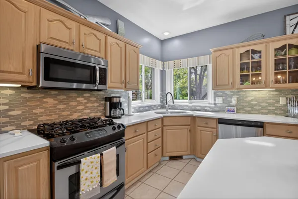 $614,900 | 4809 Stonewood Drive, Jackson, MI 49201