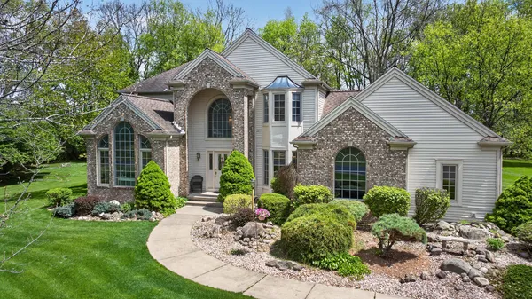 $614,900 | 4809 Stonewood Drive, Jackson, MI 49201