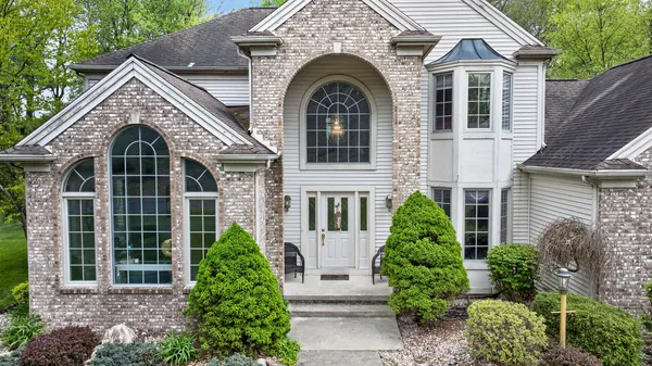 $614,900 | 4809 Stonewood Drive, Jackson, MI 49201