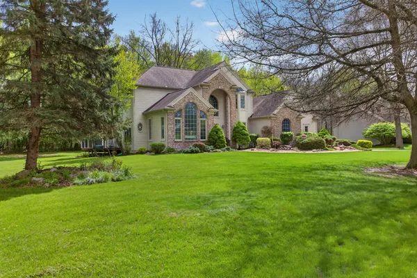 $614,900 | 4809 Stonewood Drive, Jackson, MI 49201