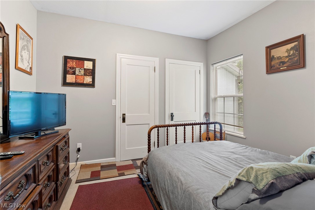 4275 West Calla Road Canfield, OH 44406 - Photo 22 of 31 View of carpeted bedroom