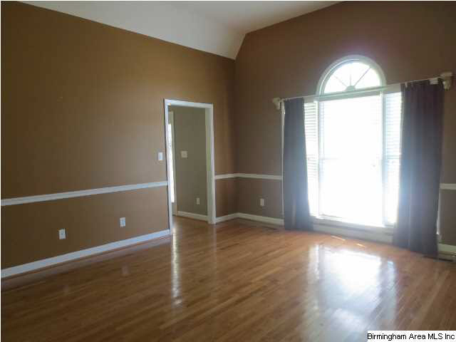 1048 Maple Lane McCalla, AL 35111 - Photo 4 of 26 Gallery Image 4