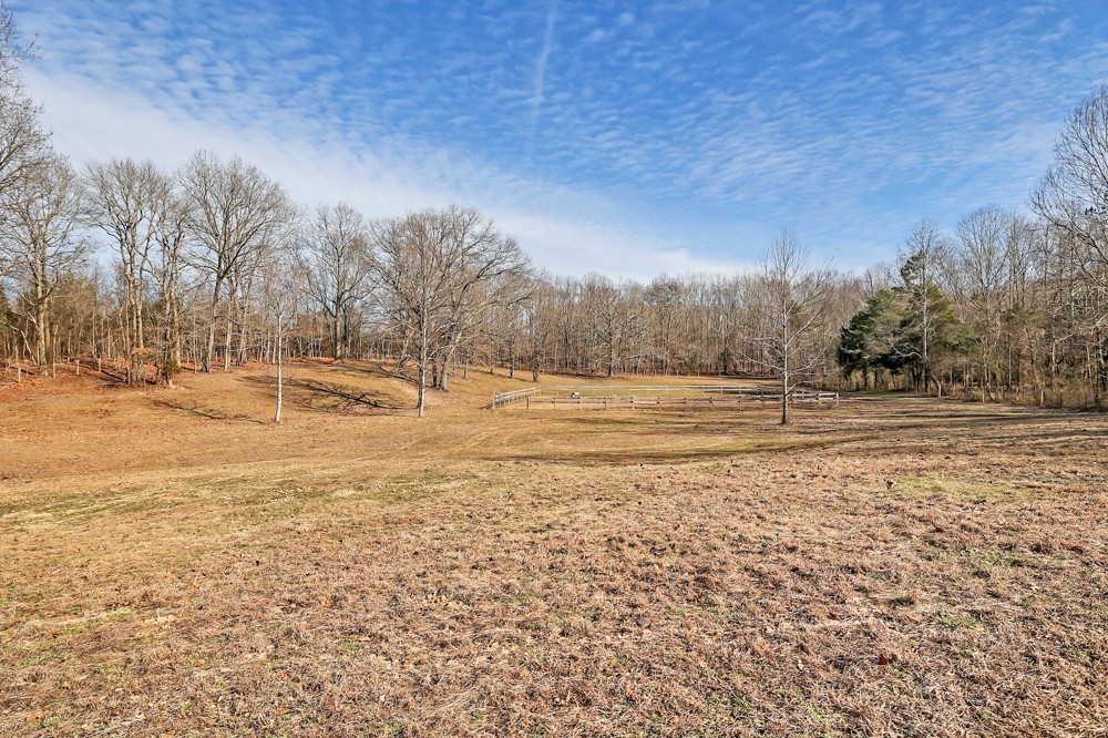 901 Eli Road Bon Aqua, TN 37025 - Photo 5 of 60 Gallery Image 5