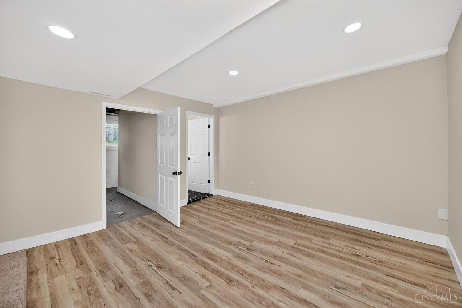 2029 Innes Avenue Cincinnati, OH 45224 - Photo 30 of 45