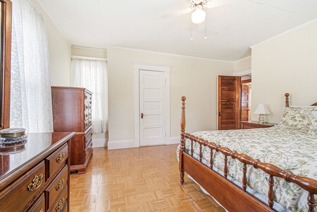 83 Grand Street Reading, MA 01867 - Photo 19 of 42