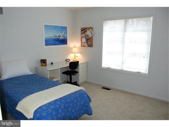 820 Dorset Road Allentown, PA 18104 - Photo 18 of 24 Gallery Image 18