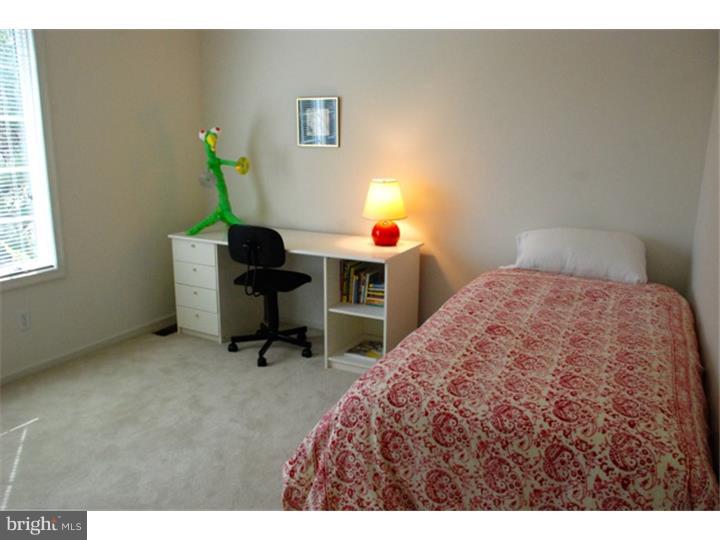 820 Dorset Road Allentown, PA 18104 - Photo 19 of 24 Gallery Image 19