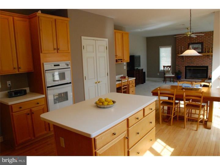 820 Dorset Road Allentown, PA 18104 - Photo 8 of 24 Gallery Image 8