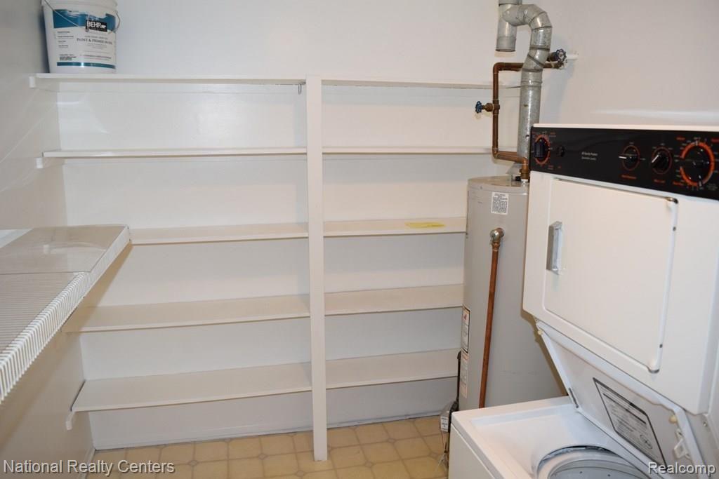 24066 Middlebelt Road, Unit 35 Farmington Hills, MI 48336 - Photo 11 of 13