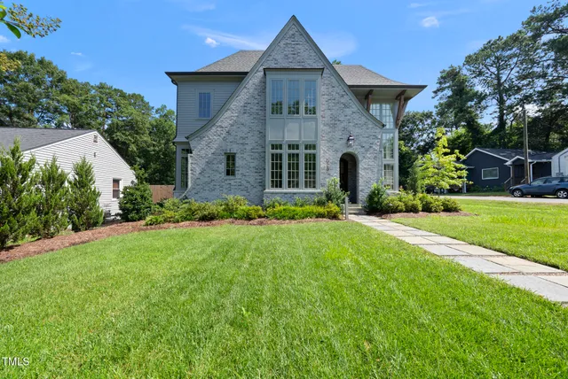 $1,600,000 | 625 Glascock Street, Raleigh, NC 27604