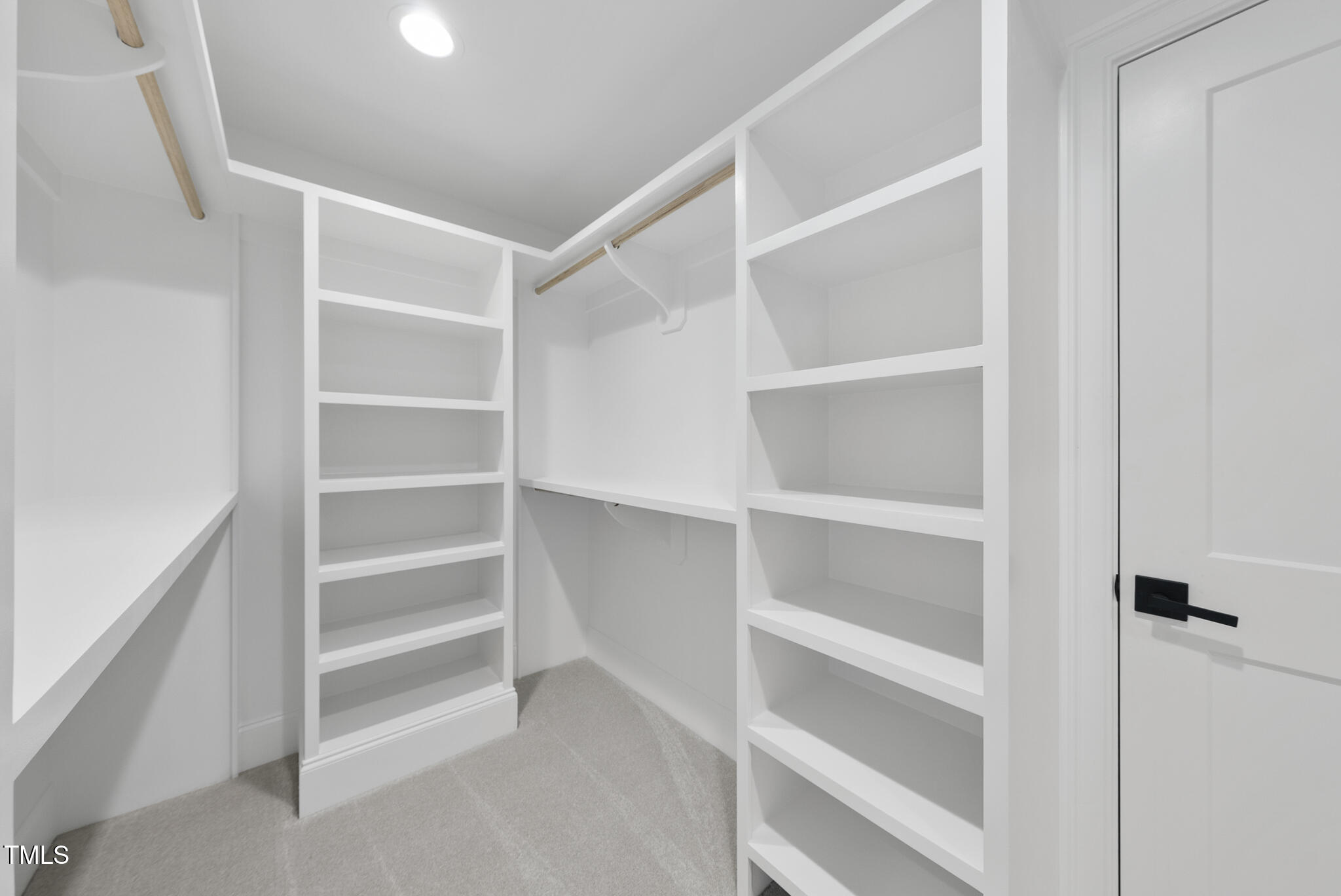 625 Glascock Street Raleigh, NC 27604 - Photo 19 of 44 DSC03484