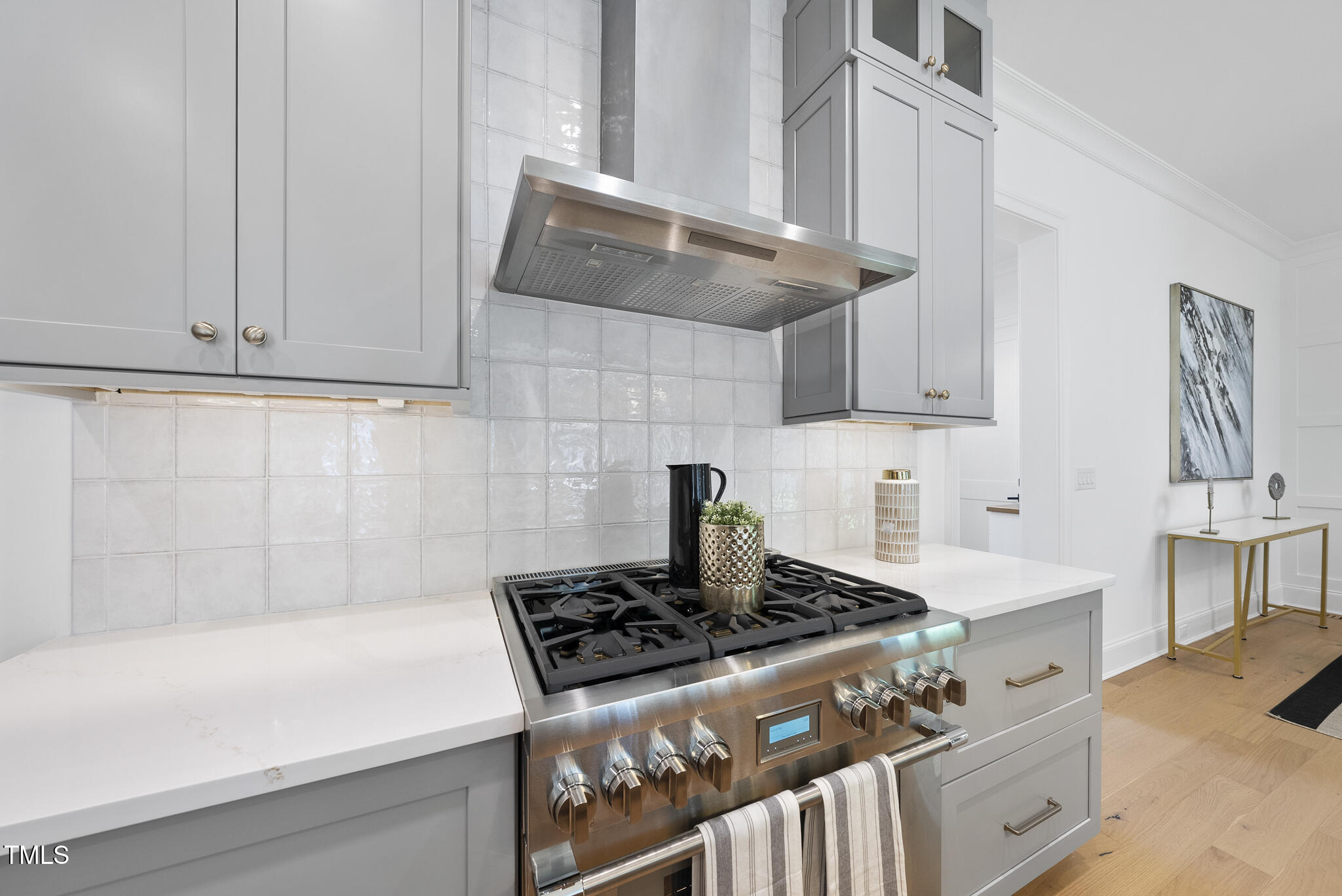 625 Glascock Street Raleigh, NC 27604 - Photo 5 of 44 DSC03409