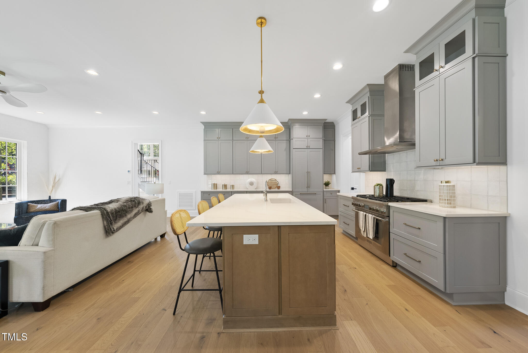 625 Glascock Street Raleigh, NC 27604 - Photo 9 of 44 DSC03400