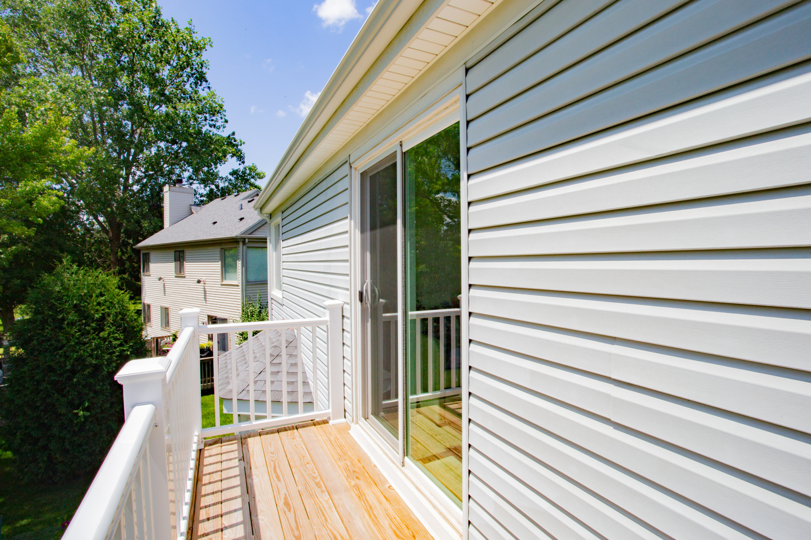 608 Raintree Road Buffalo Grove, IL 60089 - Photo 50 of 59 a view of balcony with furniture