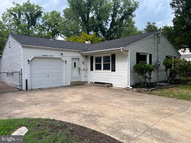 1410 Colchester Road Woodbridge, VA 22191 - Photo 1 of 19 a backyard of a house