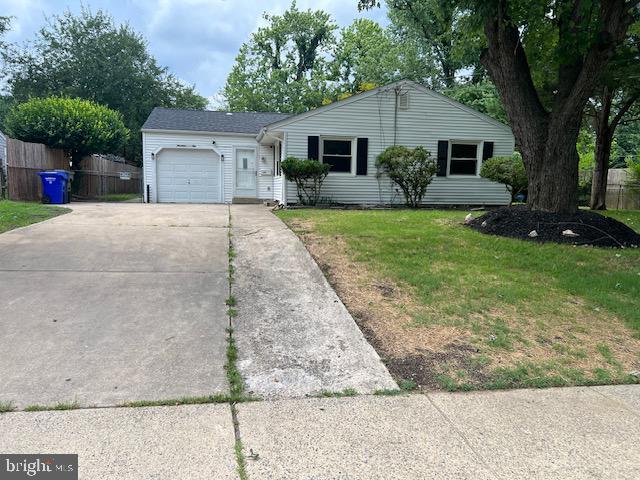 1410 Colchester Road Woodbridge, VA 22191 - Photo 2 of 19 a front view of house with yard and green space