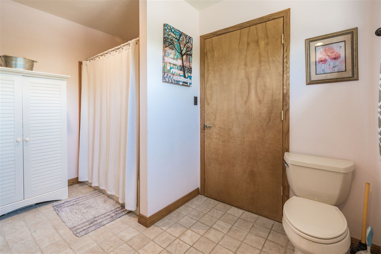 4432 Town Line Road Williamsburg, MI 49690 - Photo 16 of 32 1875195-15.JPG