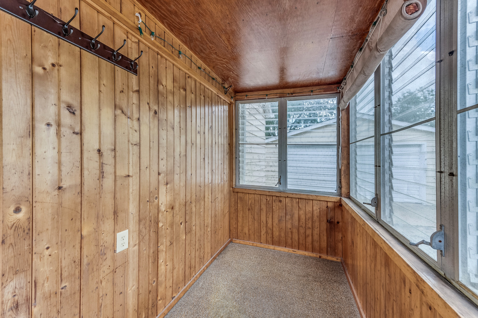 366 Home Street Sycamore, IL 60178 - Photo 4 of 26