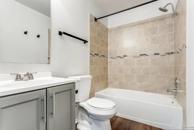 $530,000 | 1007 Verde Vista Drive, San Antonio, TX 78216