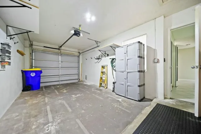 $2,850 | 4181 Southwest Egret Pond Terrace, Palm City, FL 34990