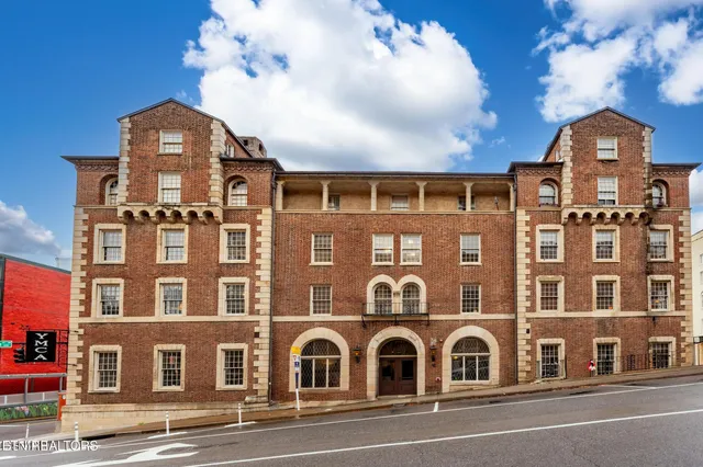 $1,300,000 | 535 Locust Street, Unit 303, Knoxville, TN 37902