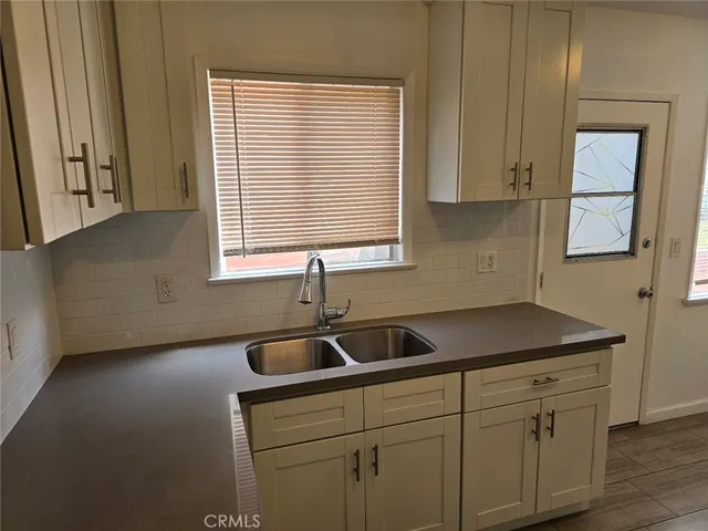 $2,265 | 12503 Grevillea Avenue, Unit A, Hawthorne, CA 90250