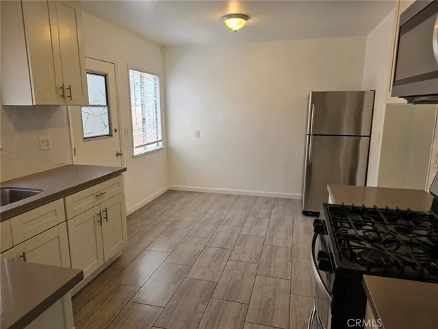 $2,265 | 12503 Grevillea Avenue, Unit A, Hawthorne, CA 90250