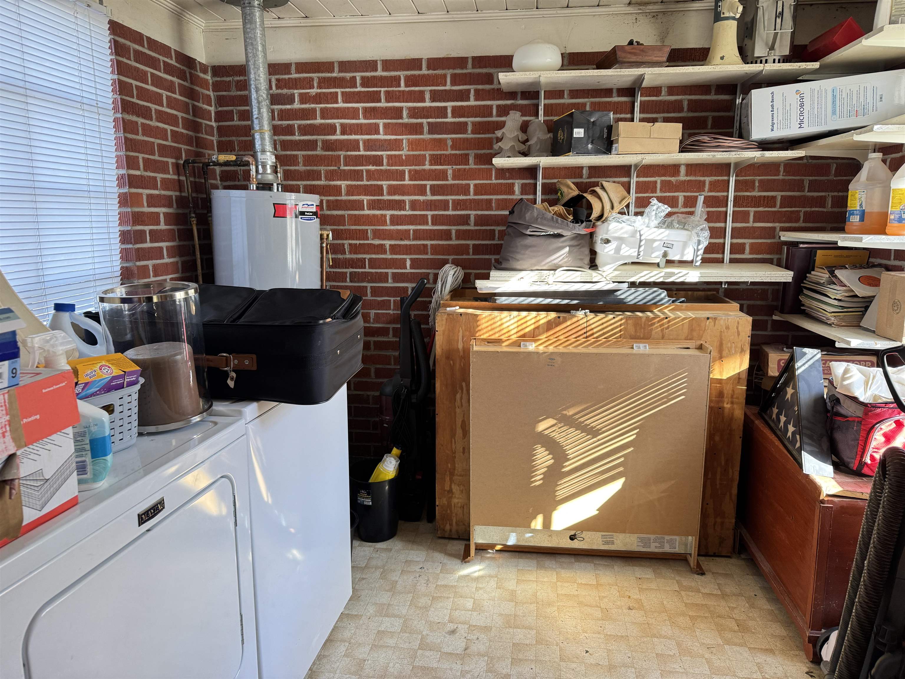 4112 Vaughn Road Memphis, TN 38122 - Photo 10 of 12 a view of storage and utility room