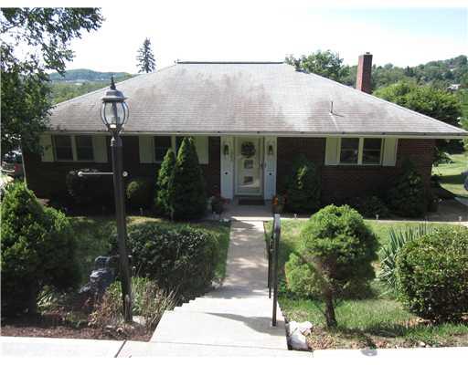 1345 Clifton Road Washington, PA 15301 - Photo 18 of 18 Exterior Front.