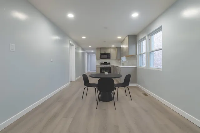 $428,000 | 4149 South Rockwell Street, Chicago, IL 60632