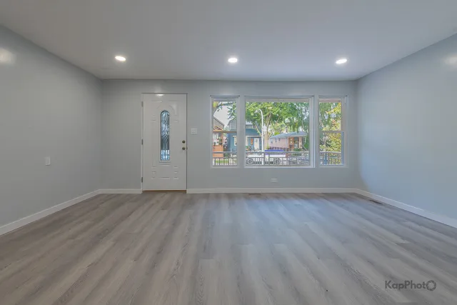 $428,000 | 4149 South Rockwell Street, Chicago, IL 60632