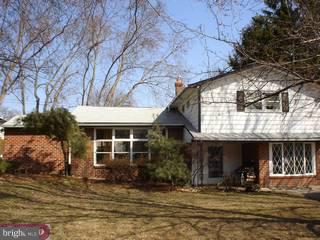 117 Thorndike Road Philadelphia, PA 19115 - Photo 1 of 6
