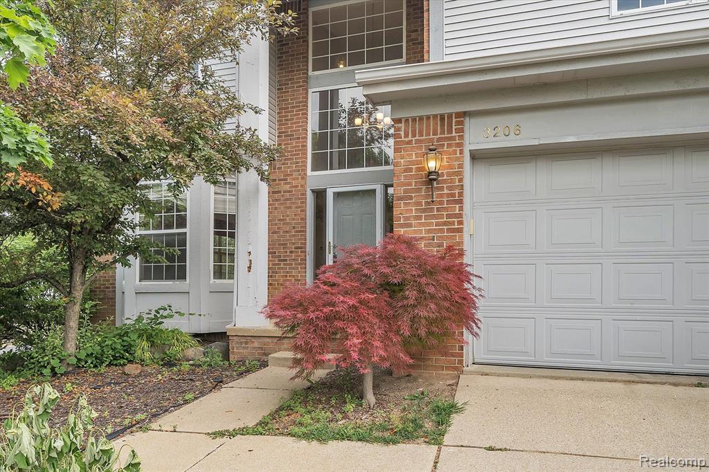 3206 Bridlewood Drive Rochester, MI 48306 - Photo 4 of 37