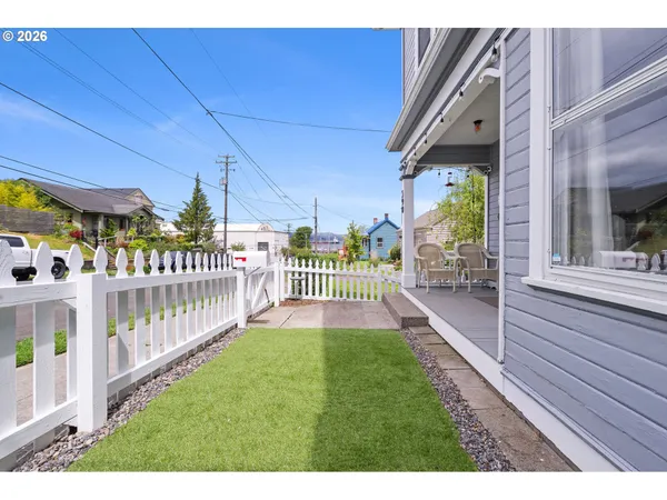 $515,000 | 590 17th Street, Astoria, OR 97103