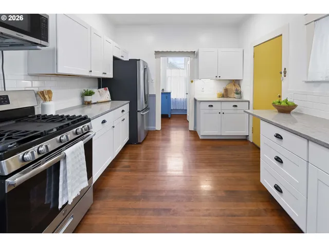 $515,000 | 590 17th Street, Astoria, OR 97103