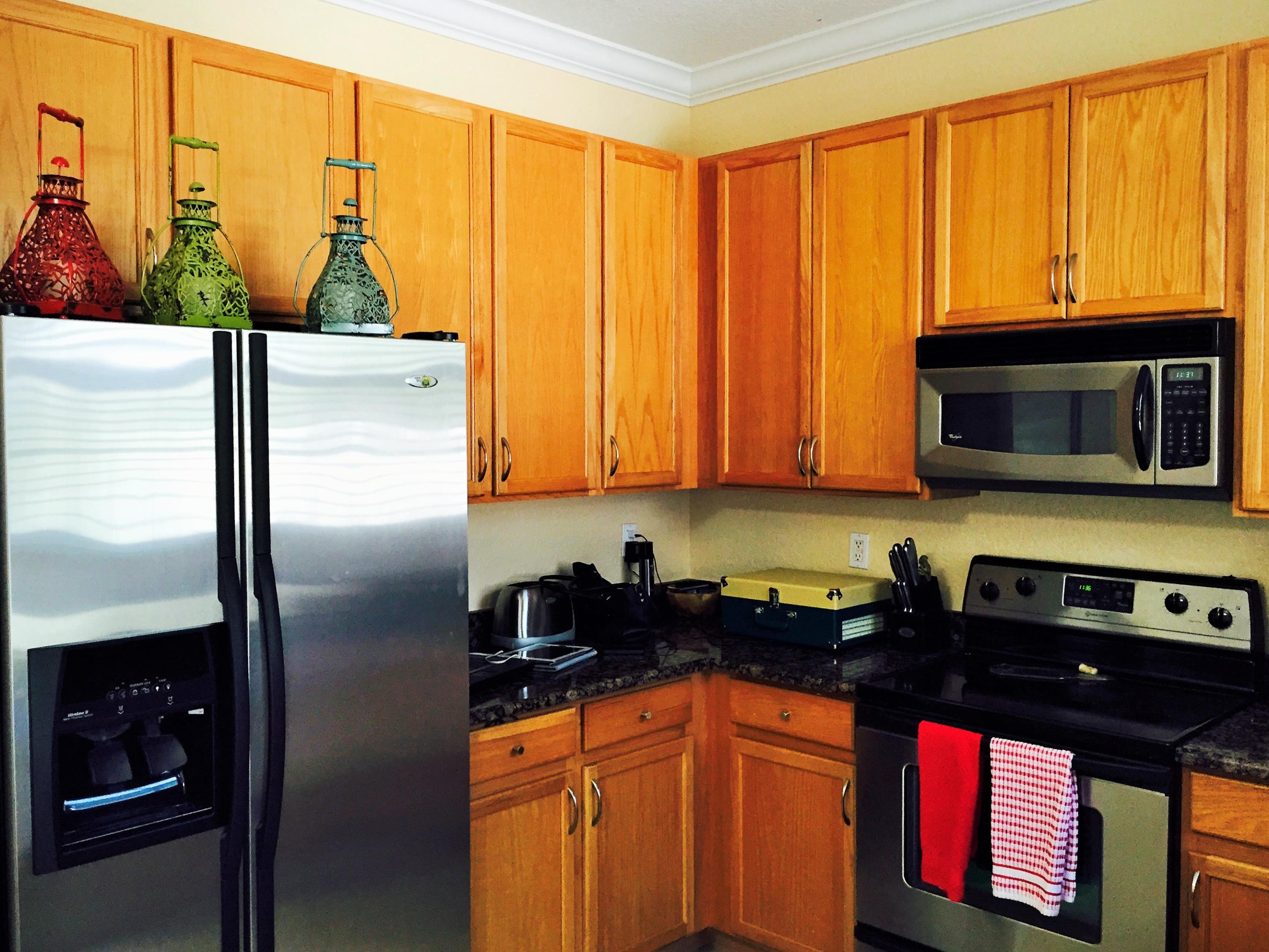 997 Northwest 18th Avenue Boca Raton, FL 33431 - Photo 8 of 27 Kitchen