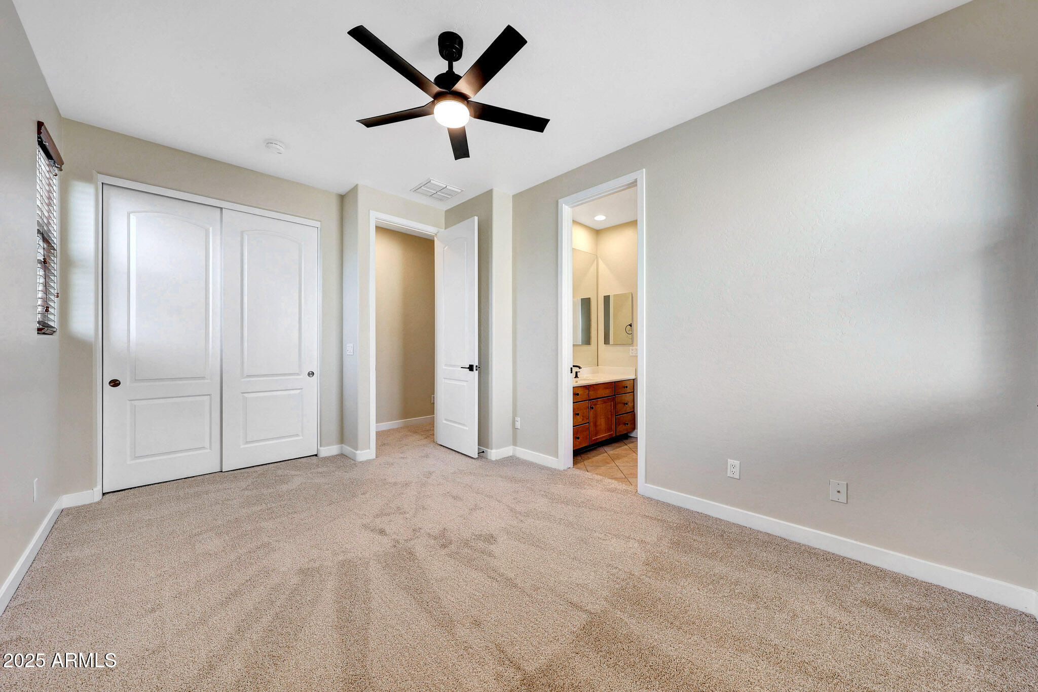 2909 North 48th Street Phoenix, AZ 85018 - Photo 26 of 48 B (21)