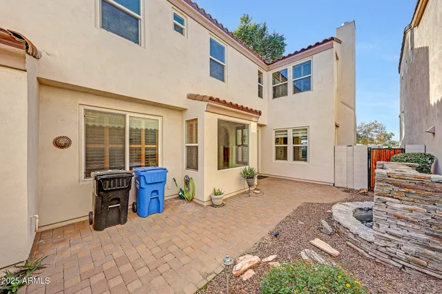 $2,950 | 2909 North 48th Street, Phoenix, AZ 85018