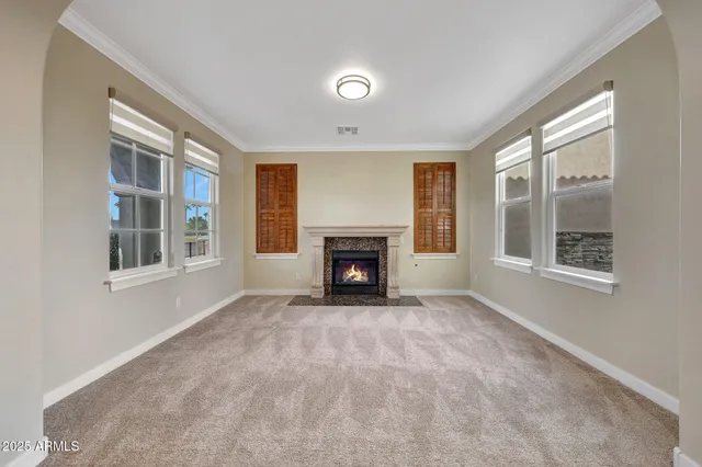 $2,950 | 2909 North 48th Street, Phoenix, AZ 85018