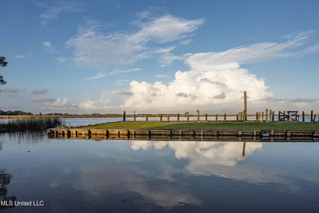 $1,800 | 1102 Stanfield Point Road, Unit A, Gautier, MS 39553