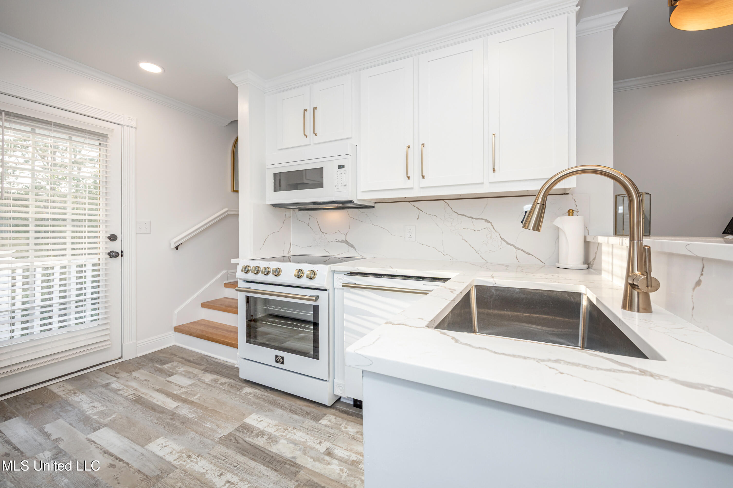 1102 Stanfield Point Road, Unit A Gautier, MS 39553 - Photo 33 of 53 IMG_2785