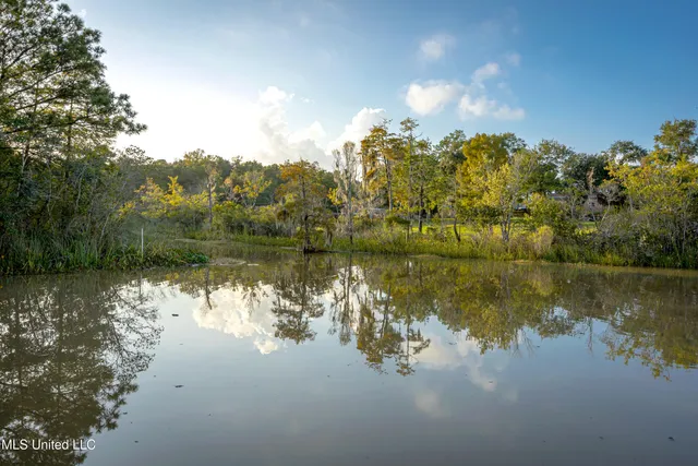 $1,800 | 1102 Stanfield Point Road, Unit A, Gautier, MS 39553