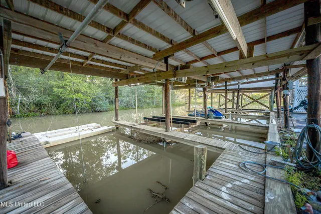 $1,800 | 1102 Stanfield Point Road, Unit A, Gautier, MS 39553