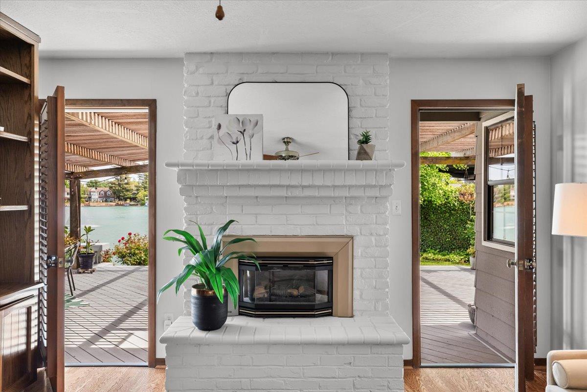 5726 Shelldrake Court Stockton, CA 95207 - Photo 33 of 89 a living room with furniture and a fireplace