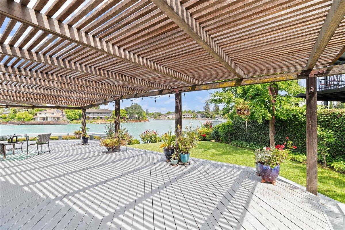 5726 Shelldrake Court Stockton, CA 95207 - Photo 51 of 89 a view of a swimming pool with a porch