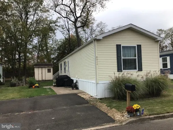 $122,000 | 8014 Woodside Drive, Morrisville, PA 19067