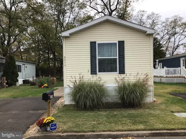 $122,000 | 8014 Woodside Drive, Morrisville, PA 19067